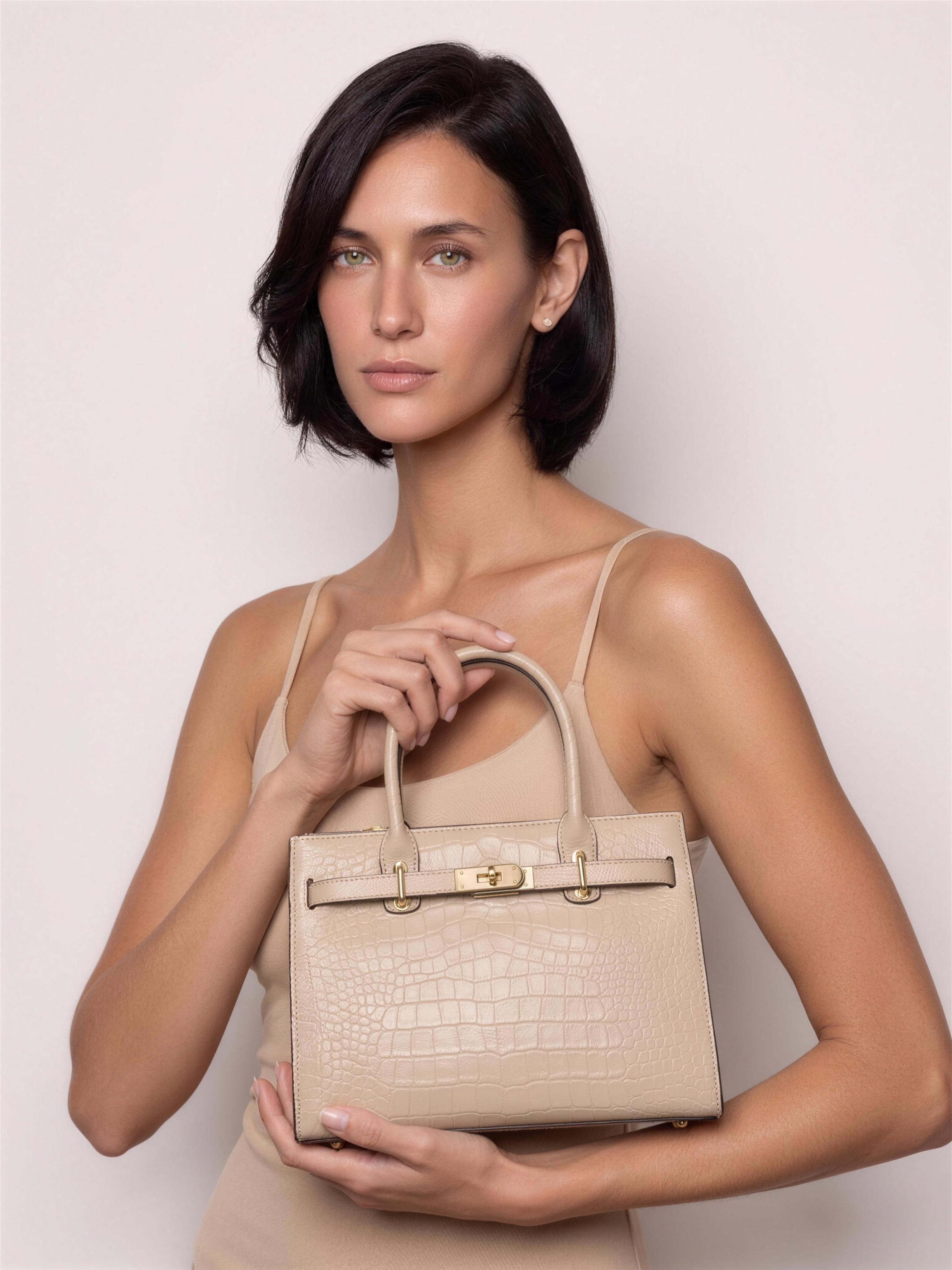 Brugman Bag Beige — original model view
