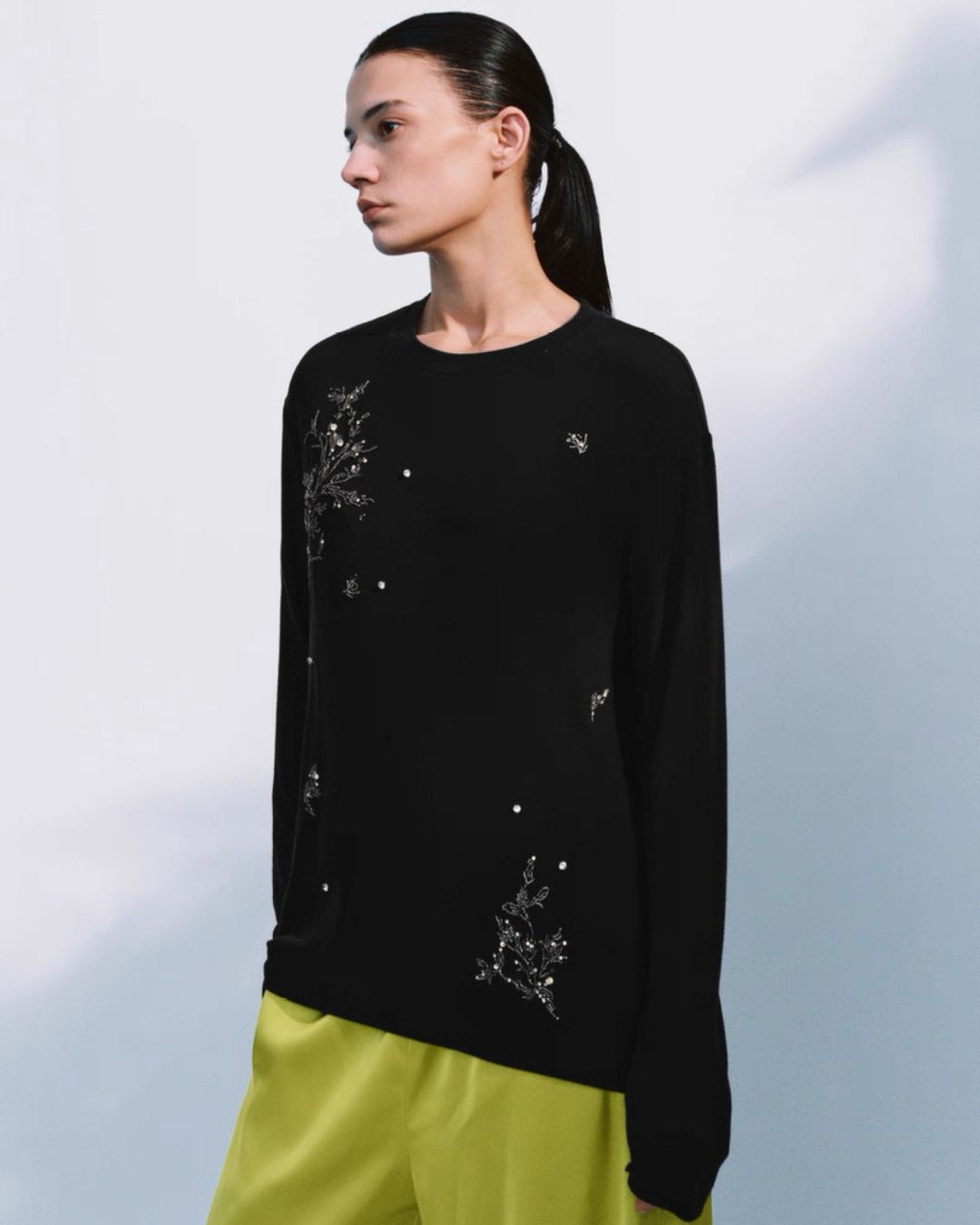 Embroidered Pearl Sweatshirt