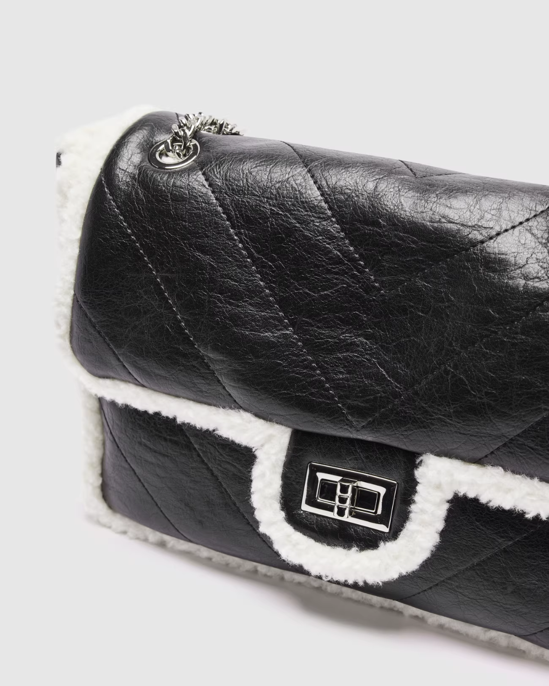 Mireille Contrast Trim Quilted Shoulder Bag — side view