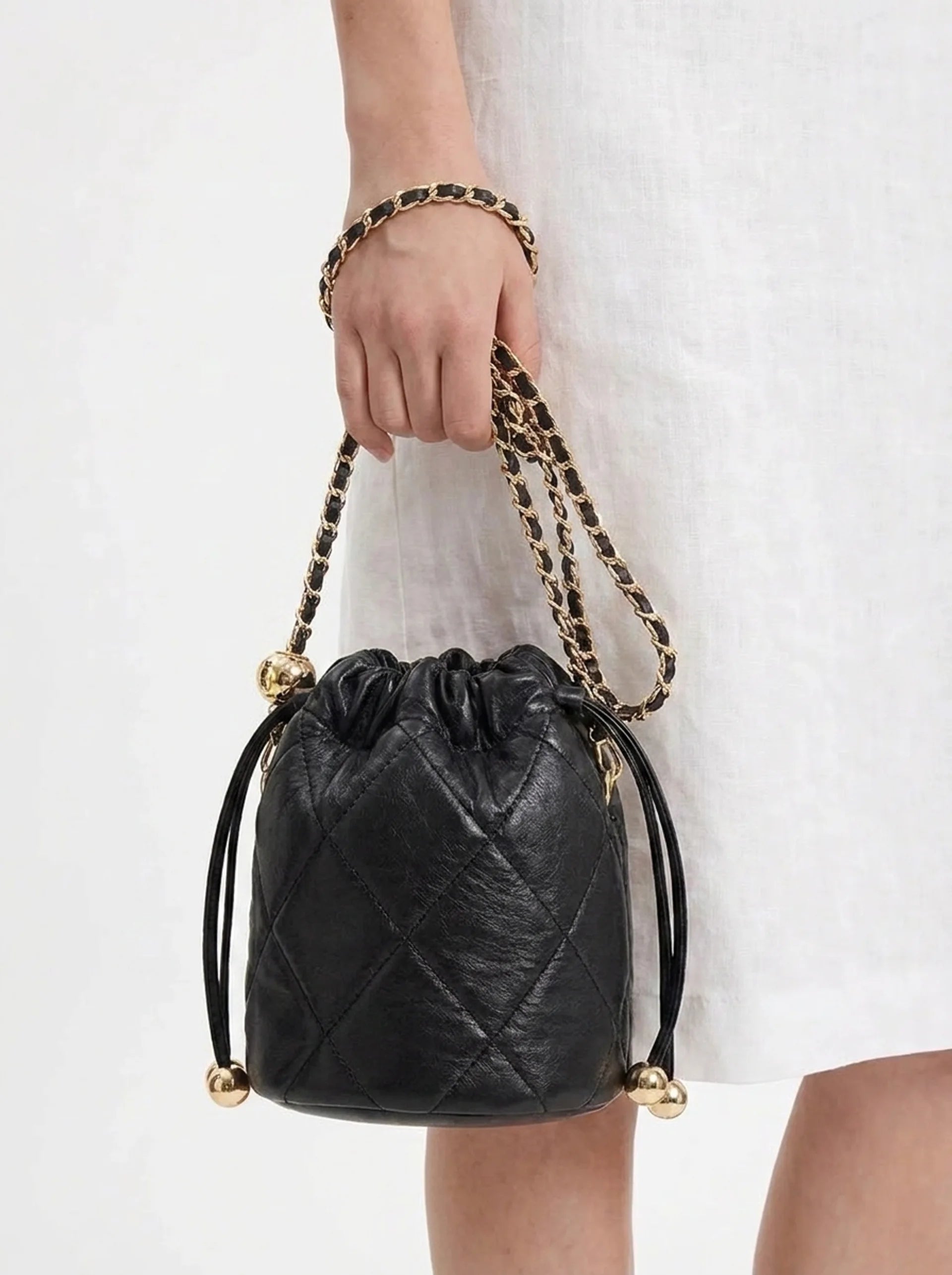 Quilted Chain Bucket Bag