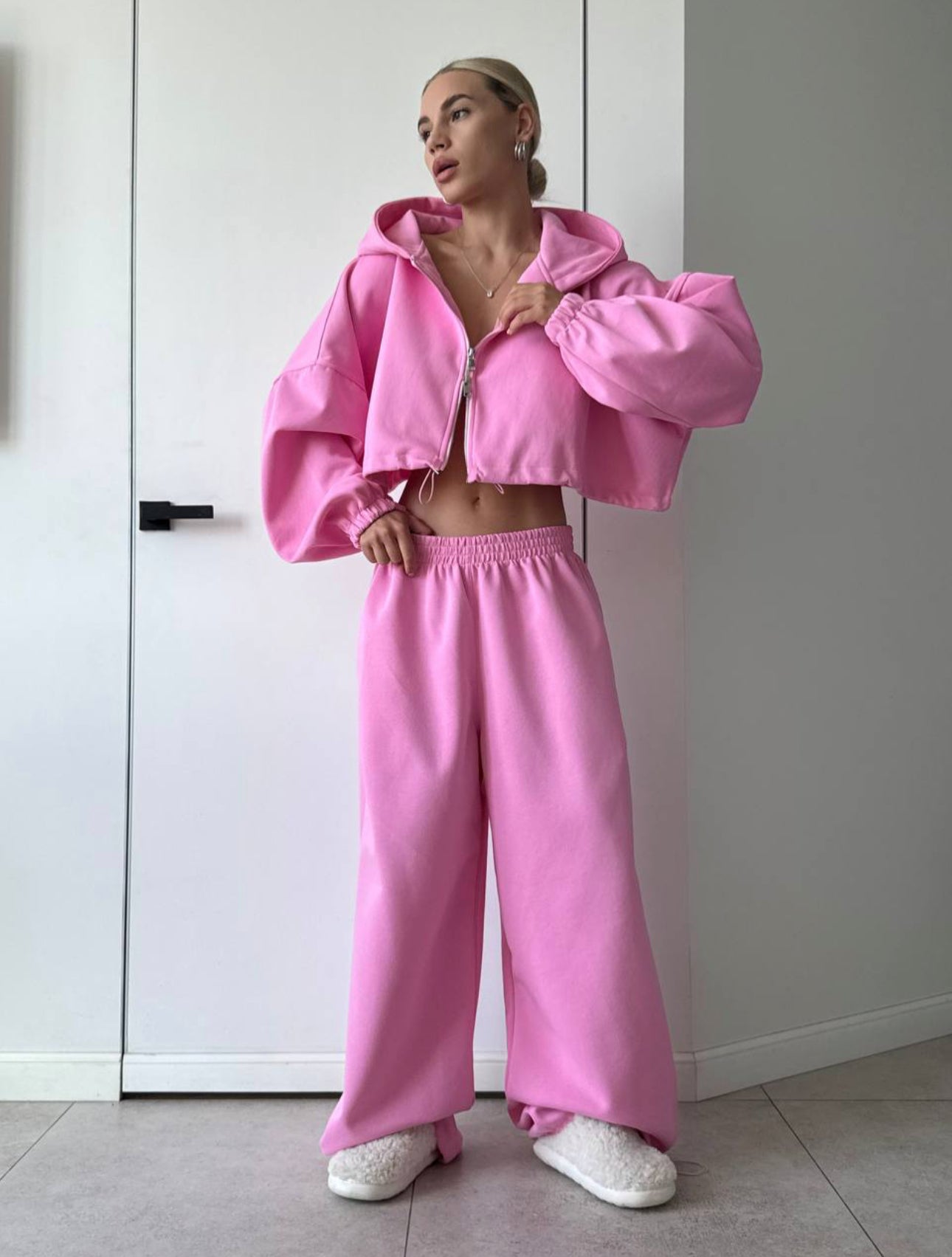 Baggy Training Set with Cropped Zipper Hoodie