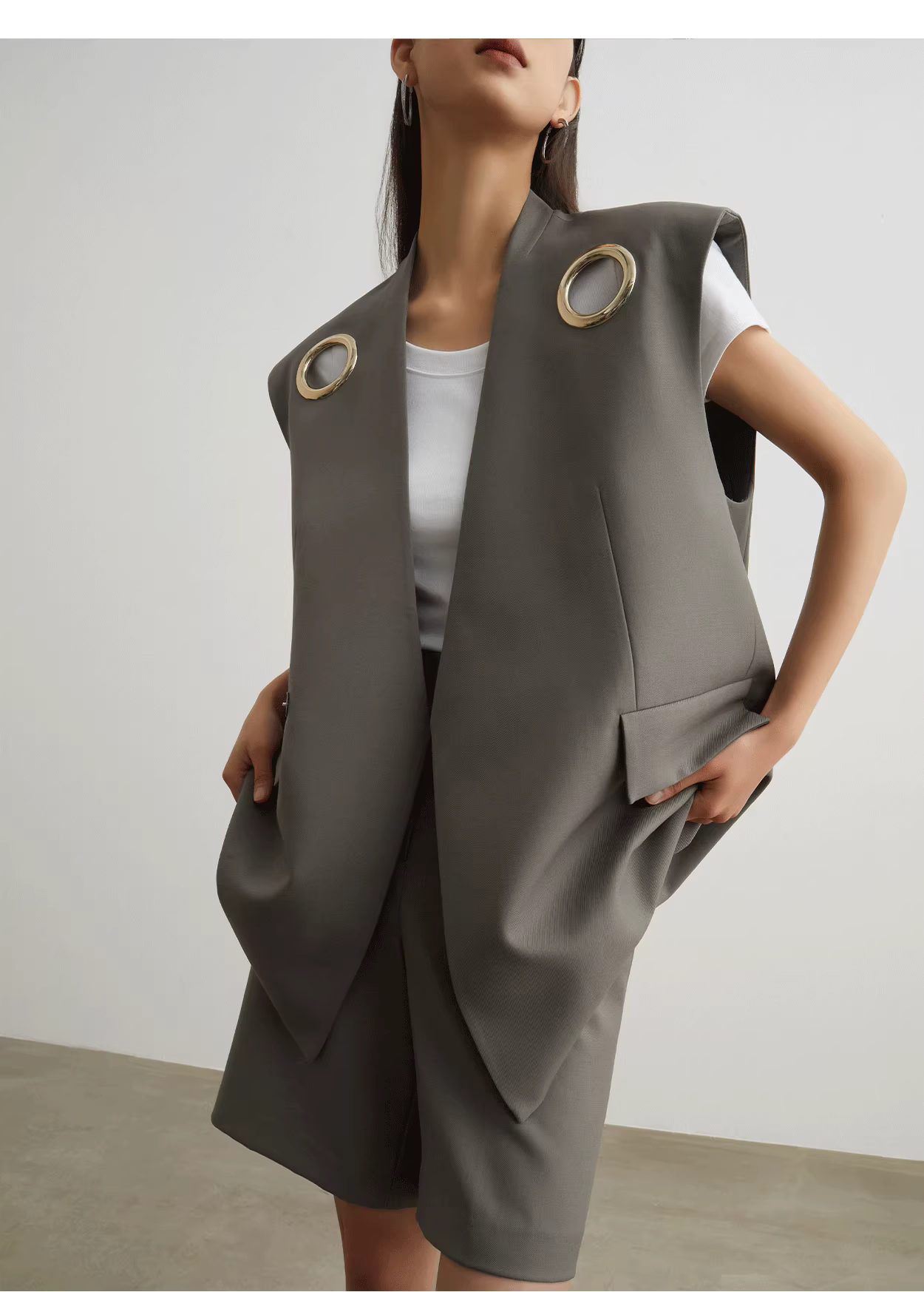 Sleeveless blazer vest + shorts set