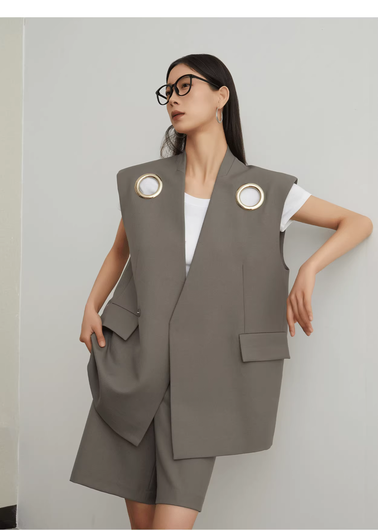 Sleeveless blazer vest + shorts set