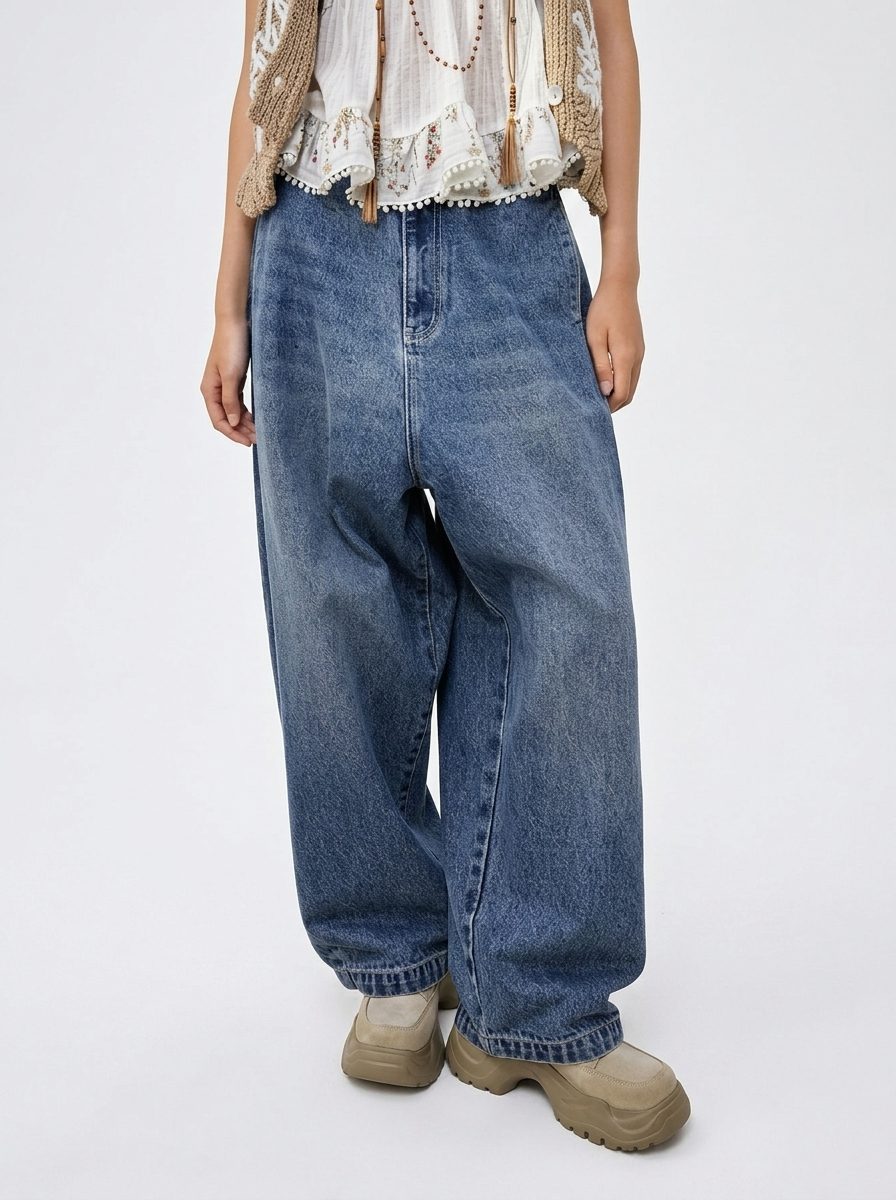 Ultra-Voluminous Baggy Jeans