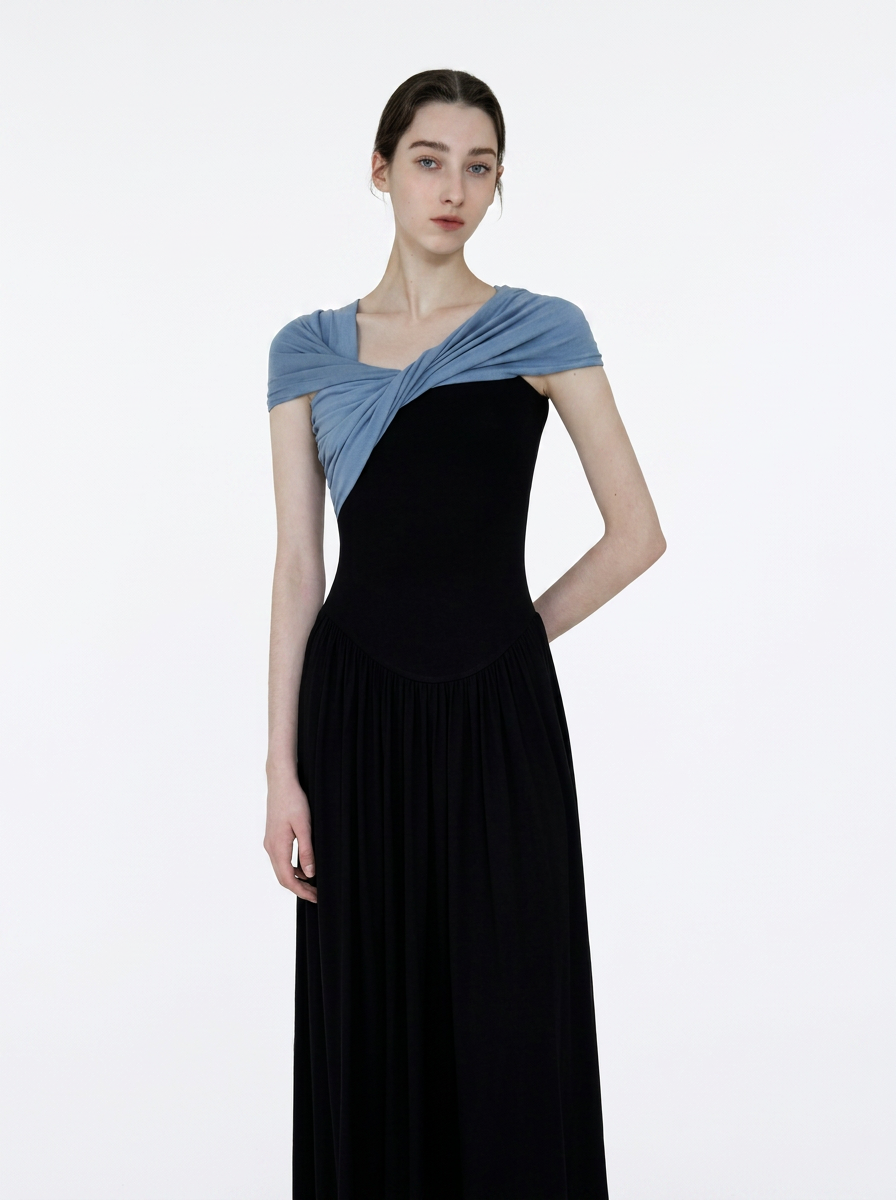 One-Shoulder Knit Bow Top