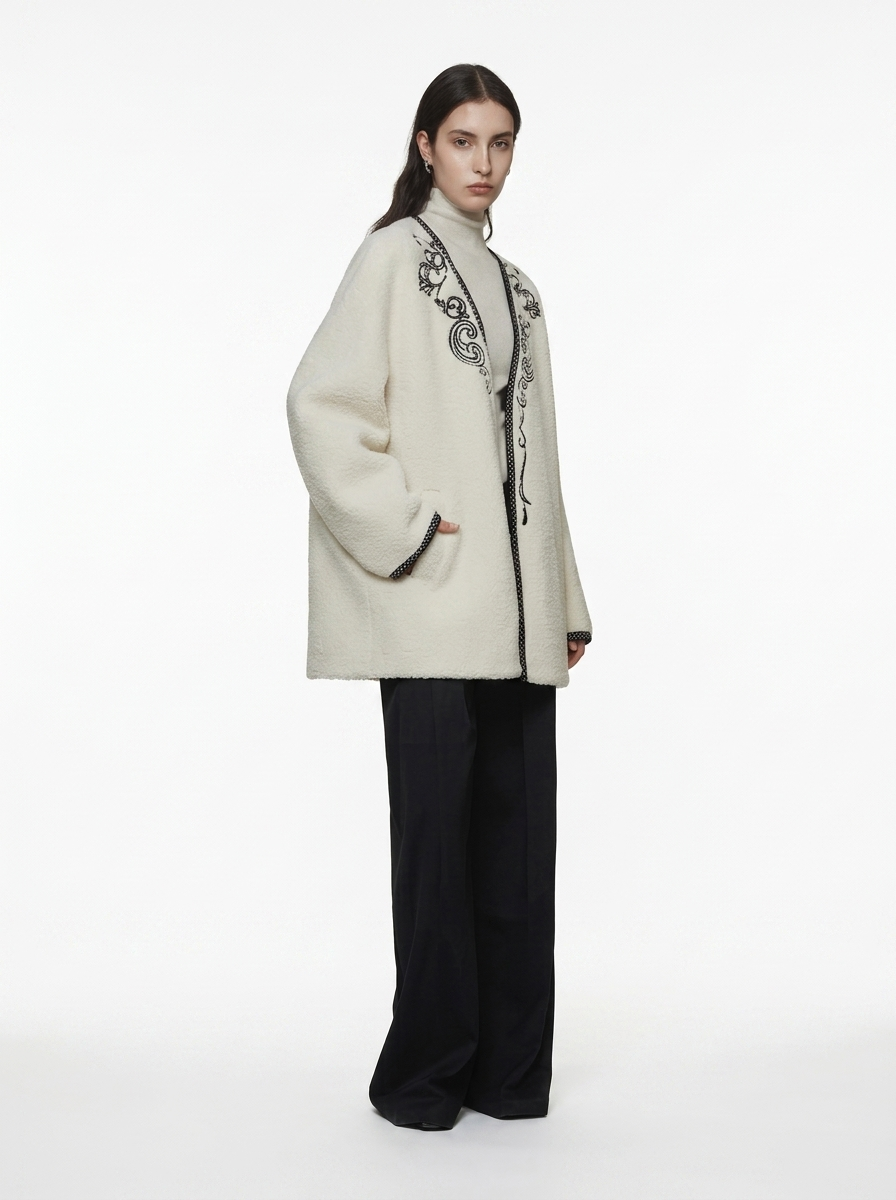 Embroidered V-Neck Short Wool Jacket