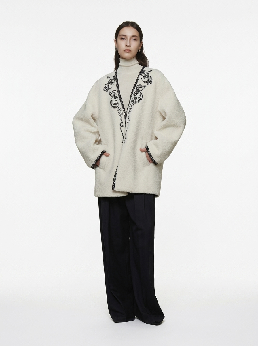 Embroidered V-Neck Short Wool Jacket