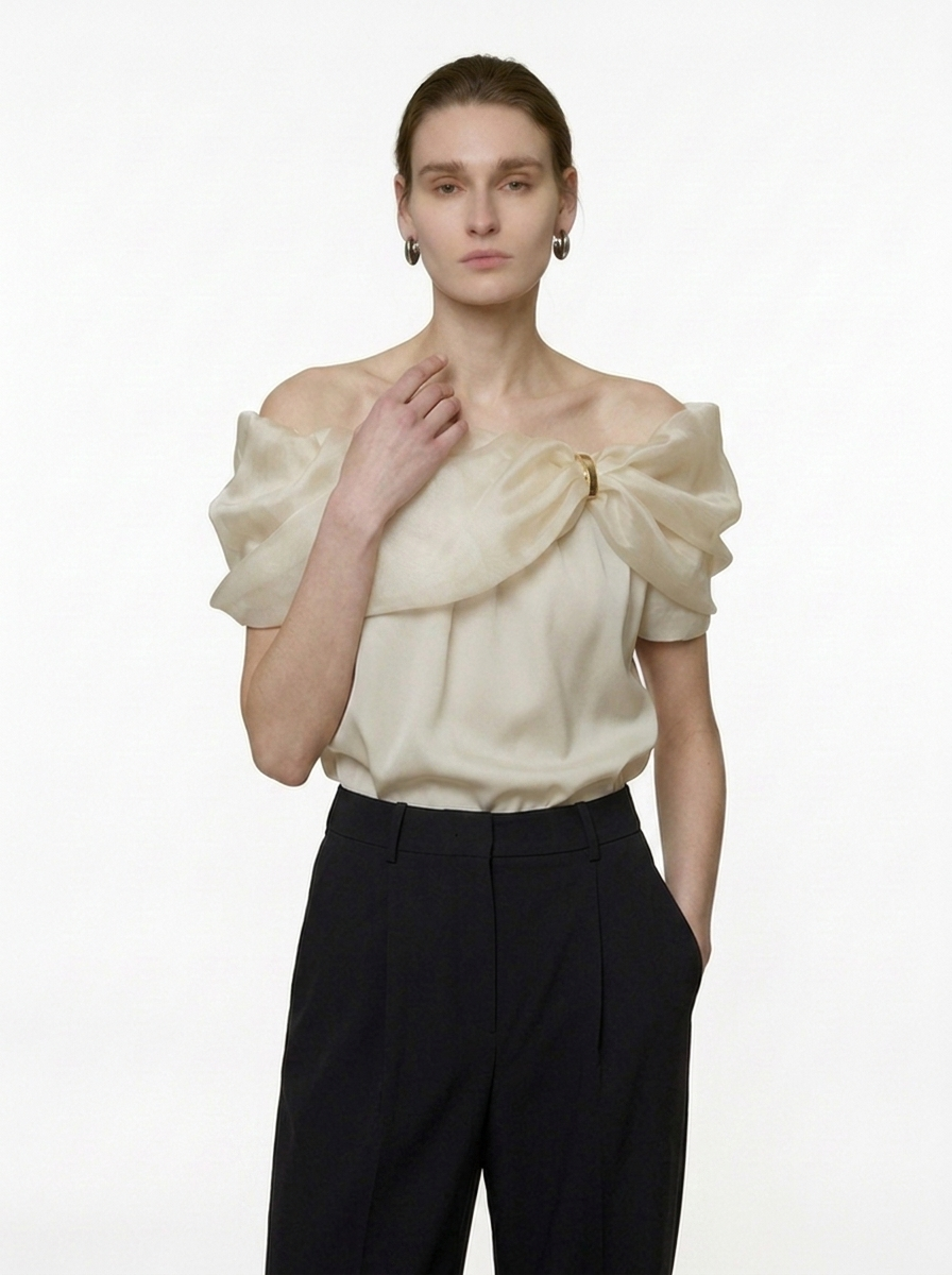 One-Shoulder Puff Sleeve Blouse