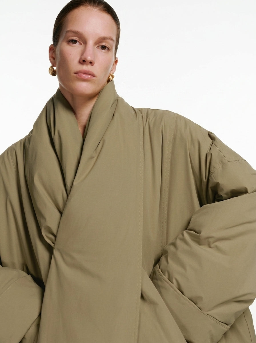 Quiet Luxury & Oversized Collar