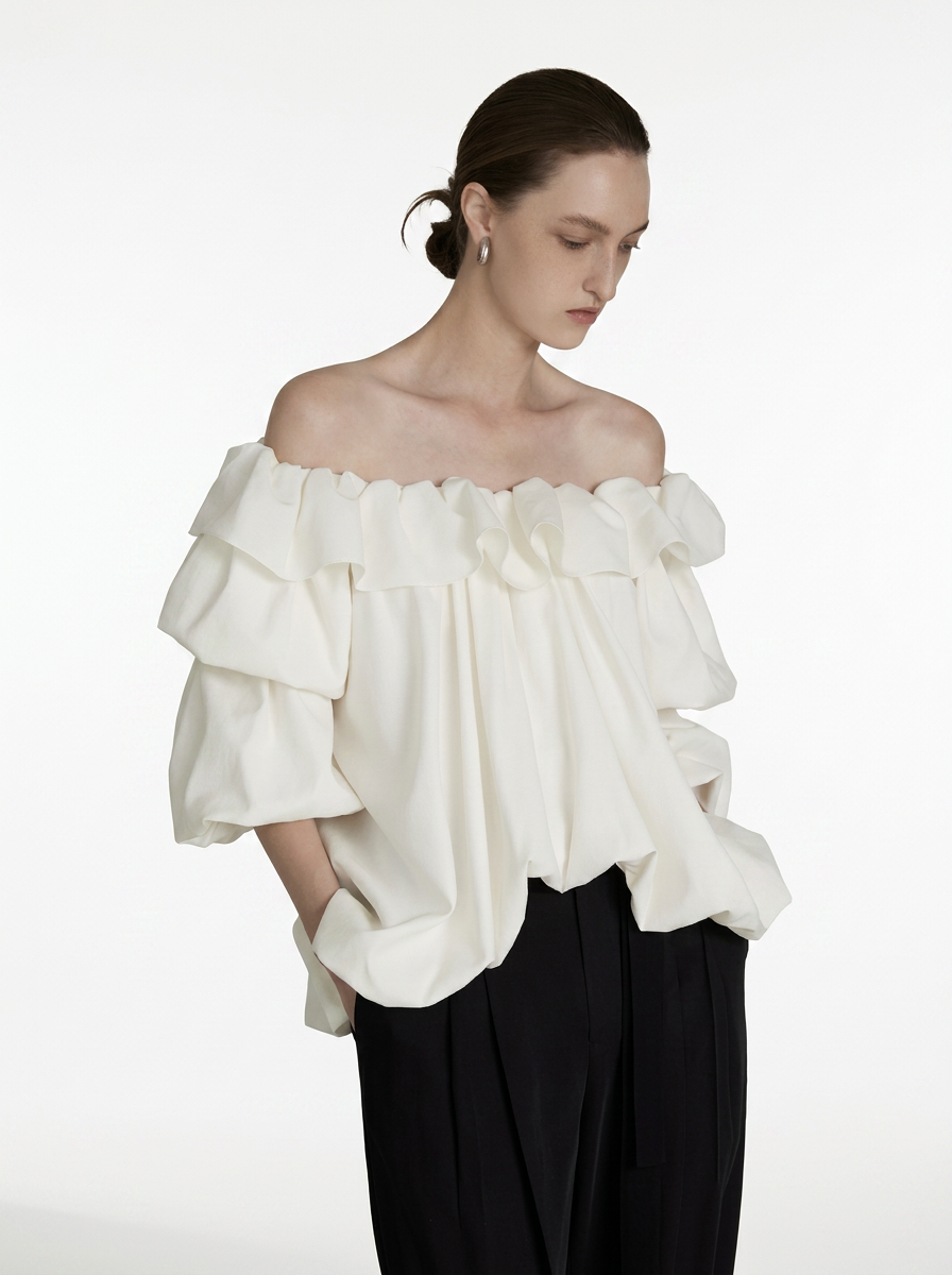 One-Shoulder Lantern Sleeve Blous