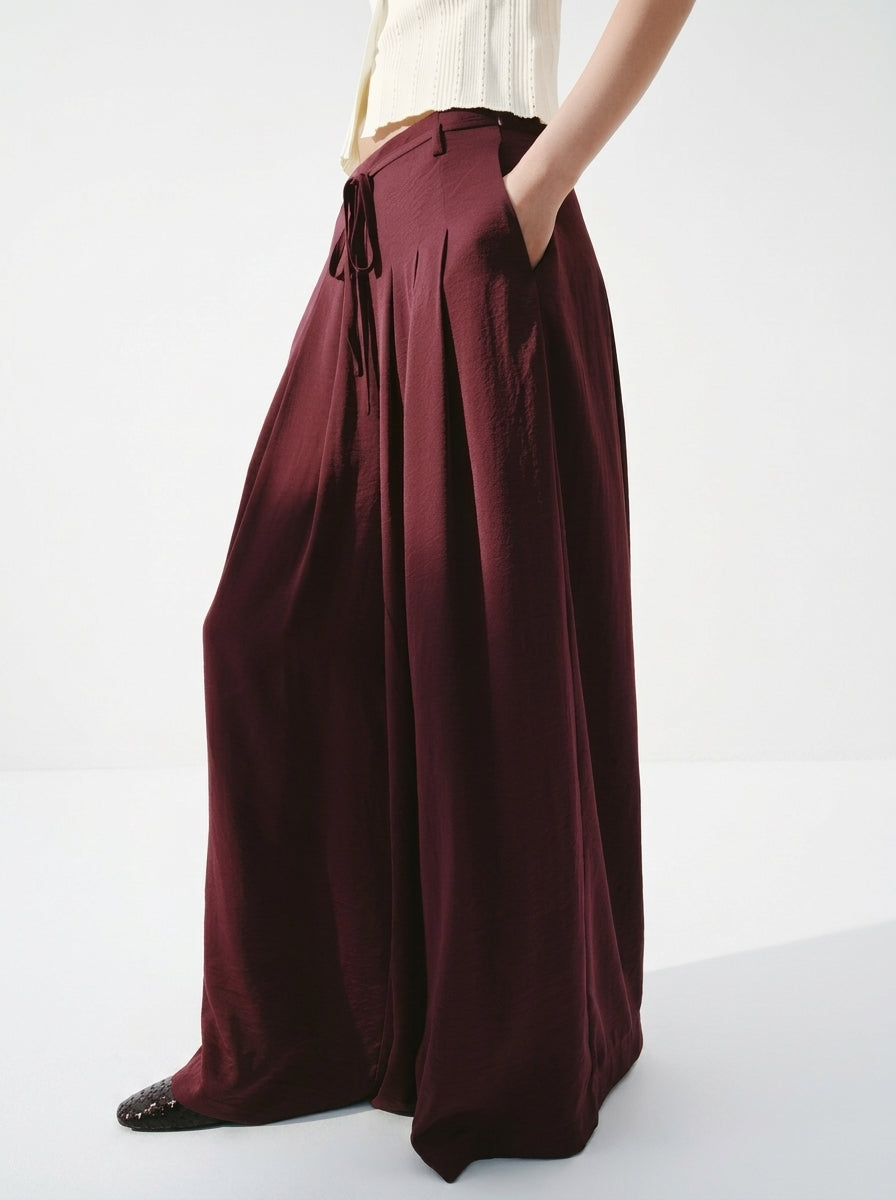 Black Wide-Leg Pleated Drawstring Pant