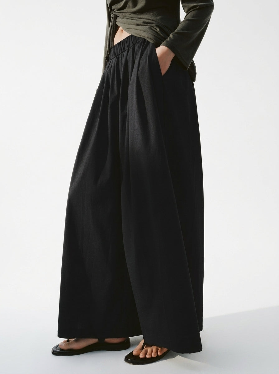 Wide-Leg Relaxed Pants