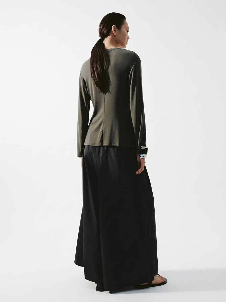 Wide-Leg Relaxed Pants