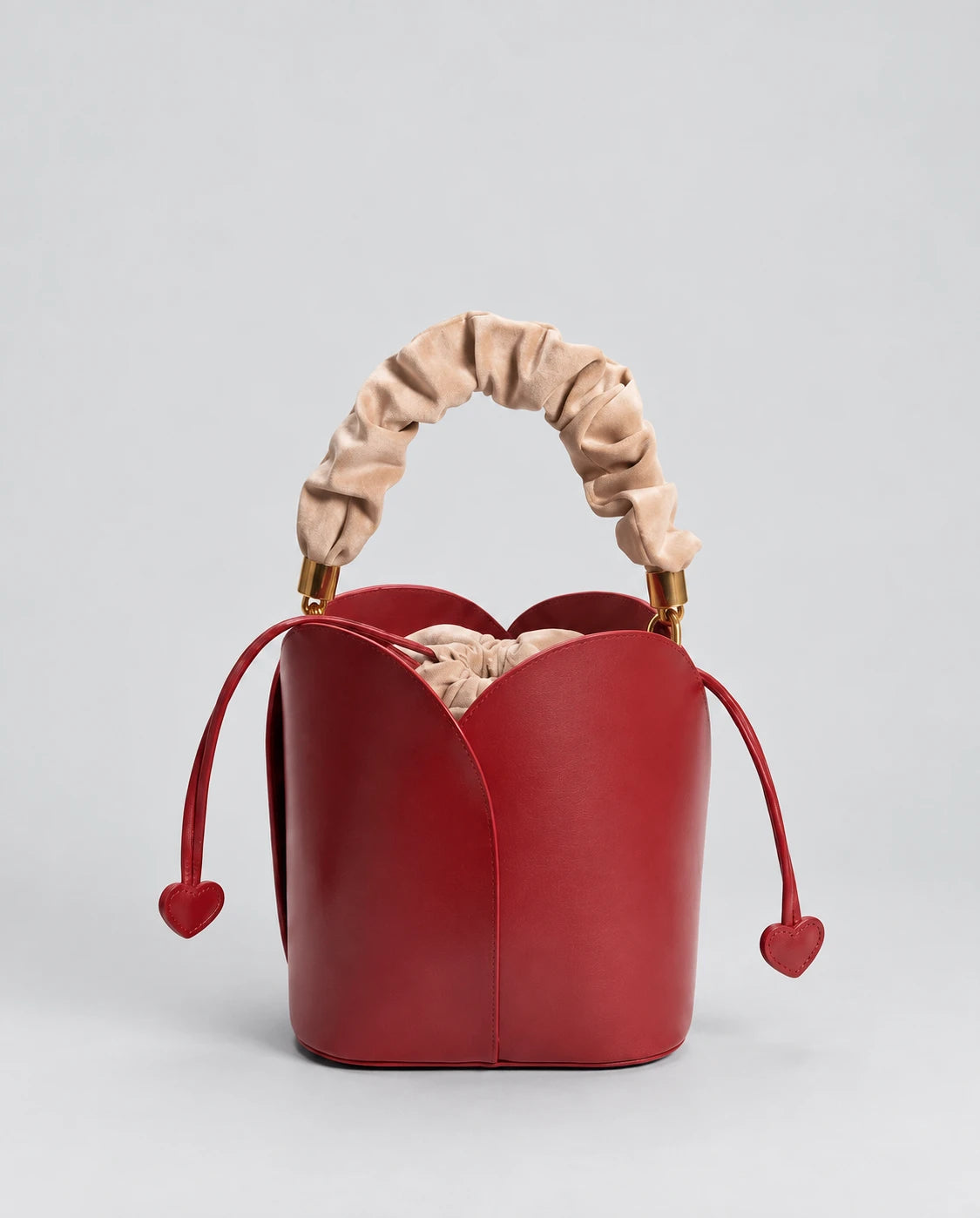 Red Vintage Bucket Bag in Red Whine — front view